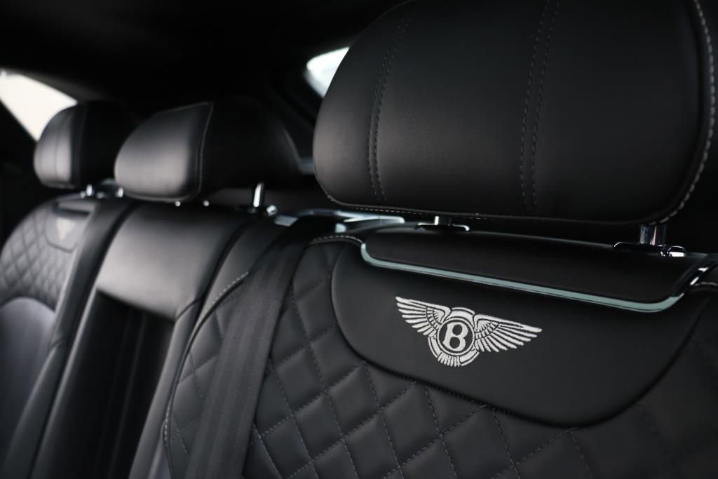 Used 2017 Bentley Bentayga image 72