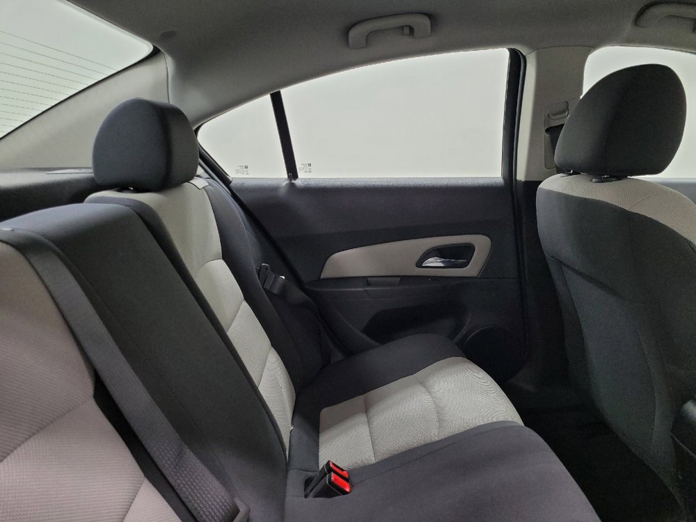 Used 2016 Chevrolet Cruze LS FWD image 19