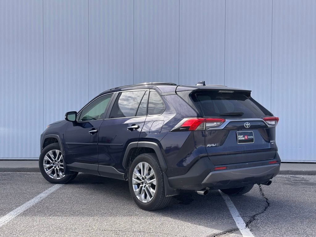 Used 2021 Toyota RAV4 Limited AWD/4WD image 3