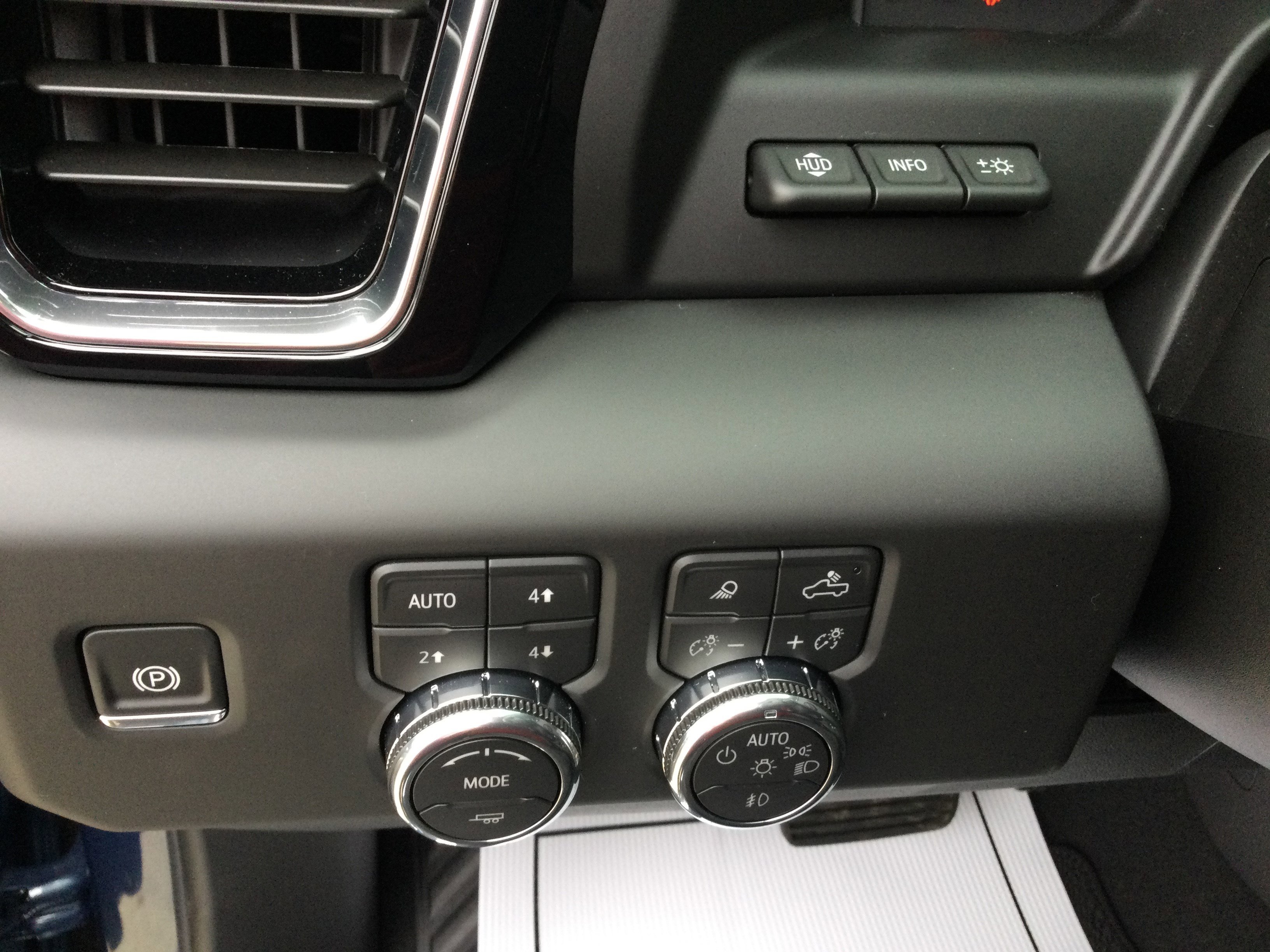 New 2026 GMC Sierra 1500 Denali w/ Technology Package image 12