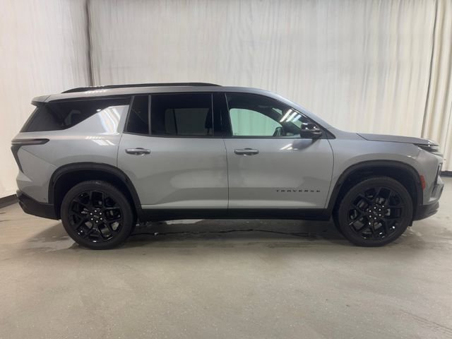 Used 2024 Chevrolet Traverse RS w/ LPO, Floor Liner Package image 3