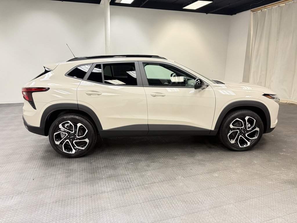 New 2026 Chevrolet Trax RS image 7