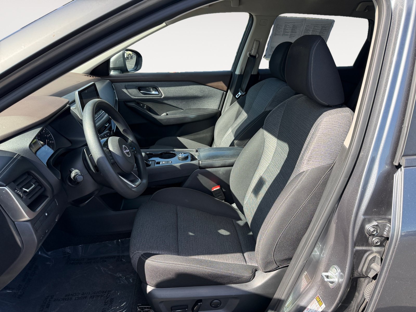 Used 2023 Nissan Rogue SV AWD/4WD image 10