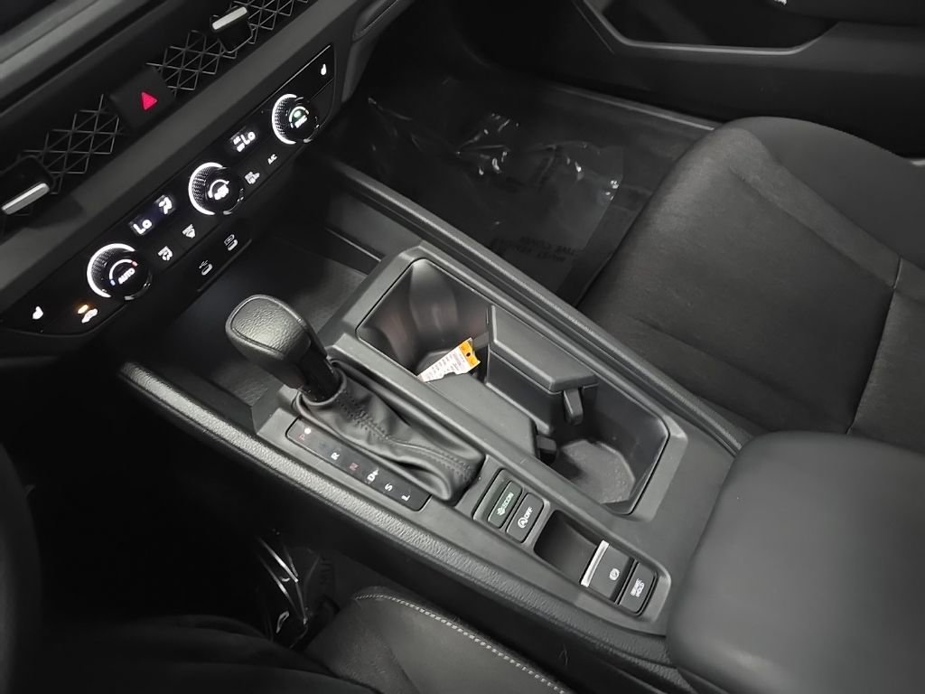 Used 2023 Honda Accord EX image 27