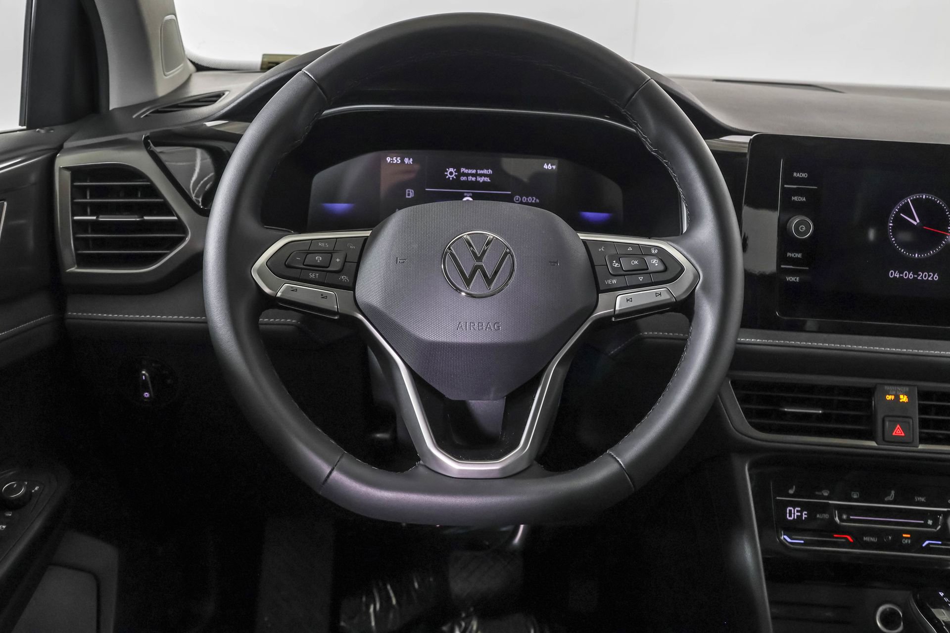 New 2026 Volkswagen Taos SE AWD/4WD image 23