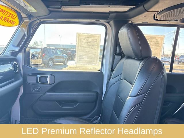 Used 2023 Jeep Wrangler Altitude image 23