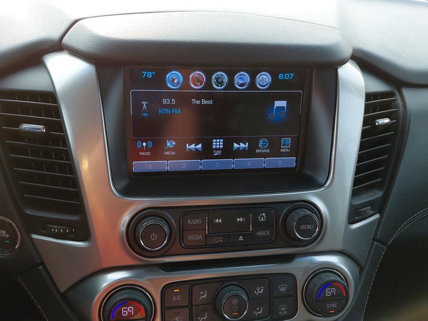 Used 2018 Chevrolet Tahoe Premier AWD/4WD image 33