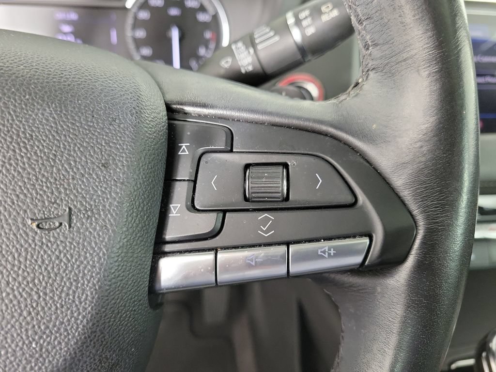 Used 2023 Cadillac XT4 Luxury w/ Driver Awareness Package FWD image 24