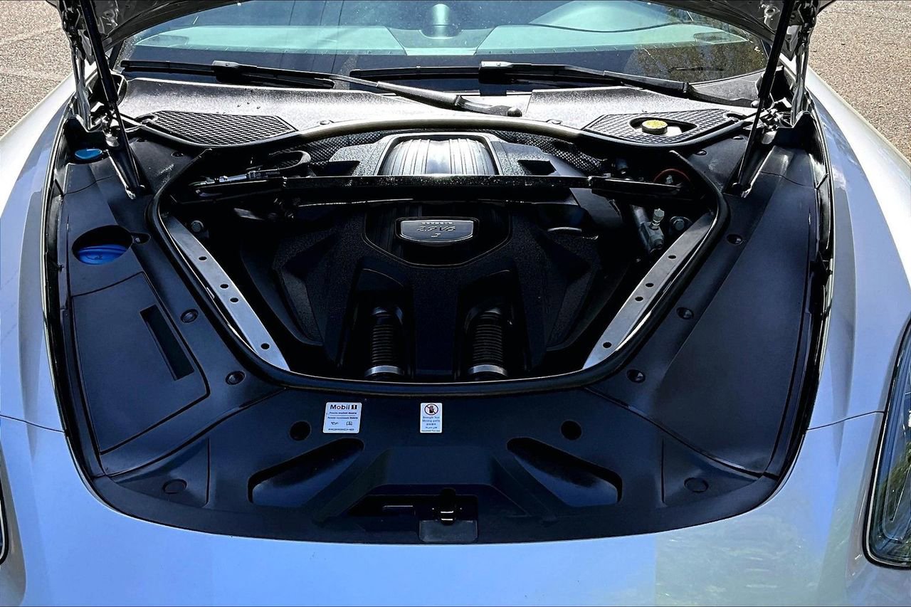 Used 2017 Porsche Panamera 4S AWD/4WD image 28