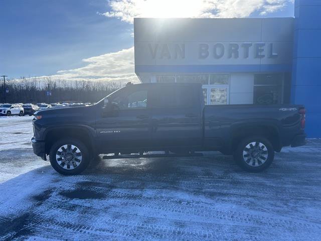Certified 2022 Chevrolet Silverado 2500 Custom w/ Gooseneck/5TH Wheel Package image 2