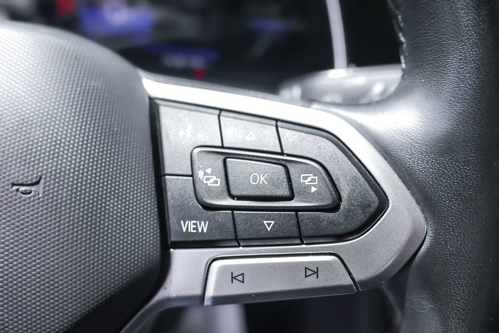 Certified 2023 Volkswagen Jetta SE FWD image 16