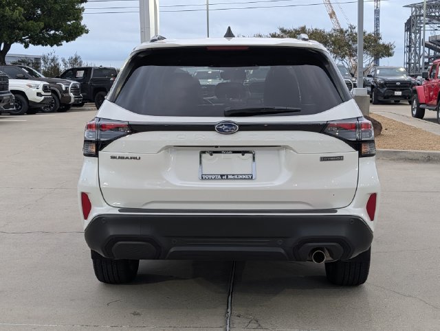 Used 2025 Subaru Forester Touring AWD/4WD image 7