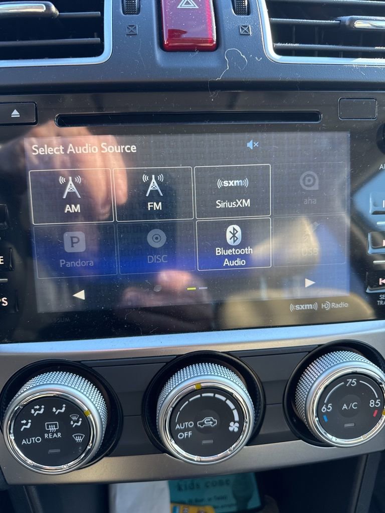 Used 2016 Subaru Crosstrek 2.0i Limited w/ Popular Package #2 image 17