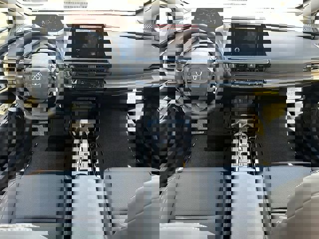 New 2026 Toyota Prius XLE image 10