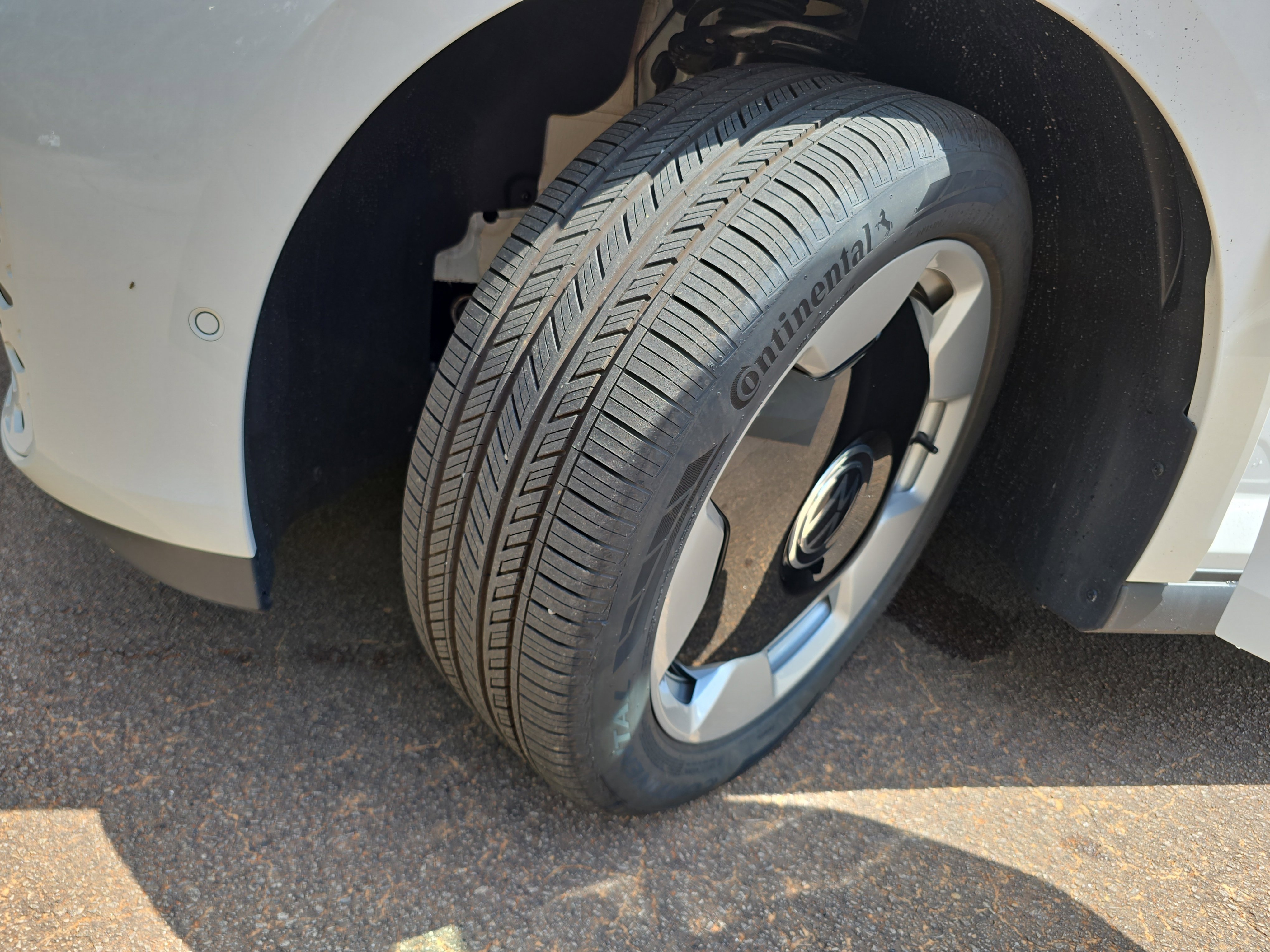 New 2025 Volkswagen ID. Buzz Pro S image 33