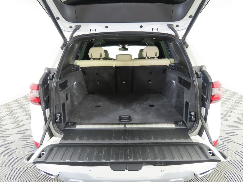 Used 2022 BMW X5 xDrive45e w/ Climate Comfort Package image 27