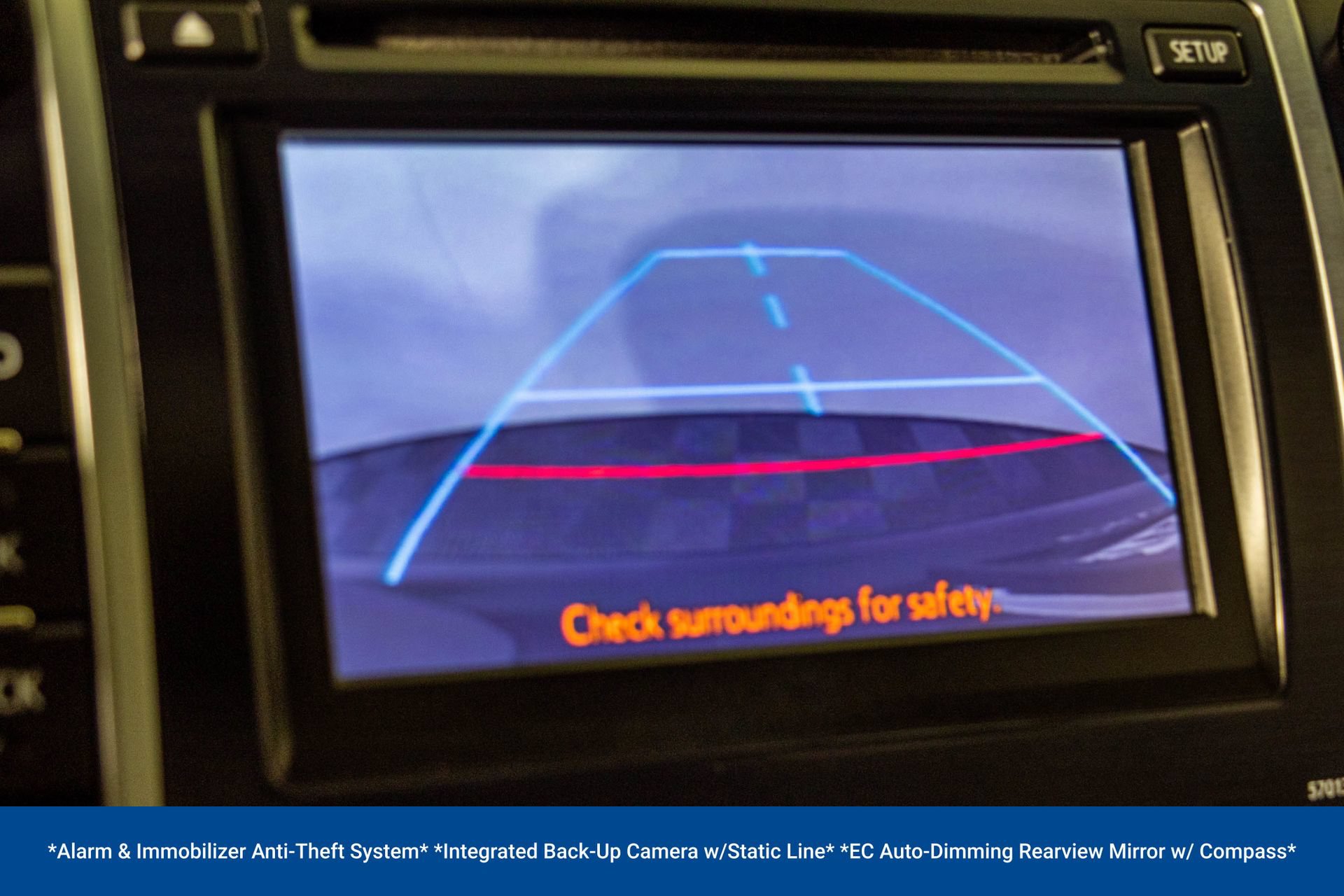 Used 2012 Toyota Camry SE w/ Leather Pkg FWD image 11