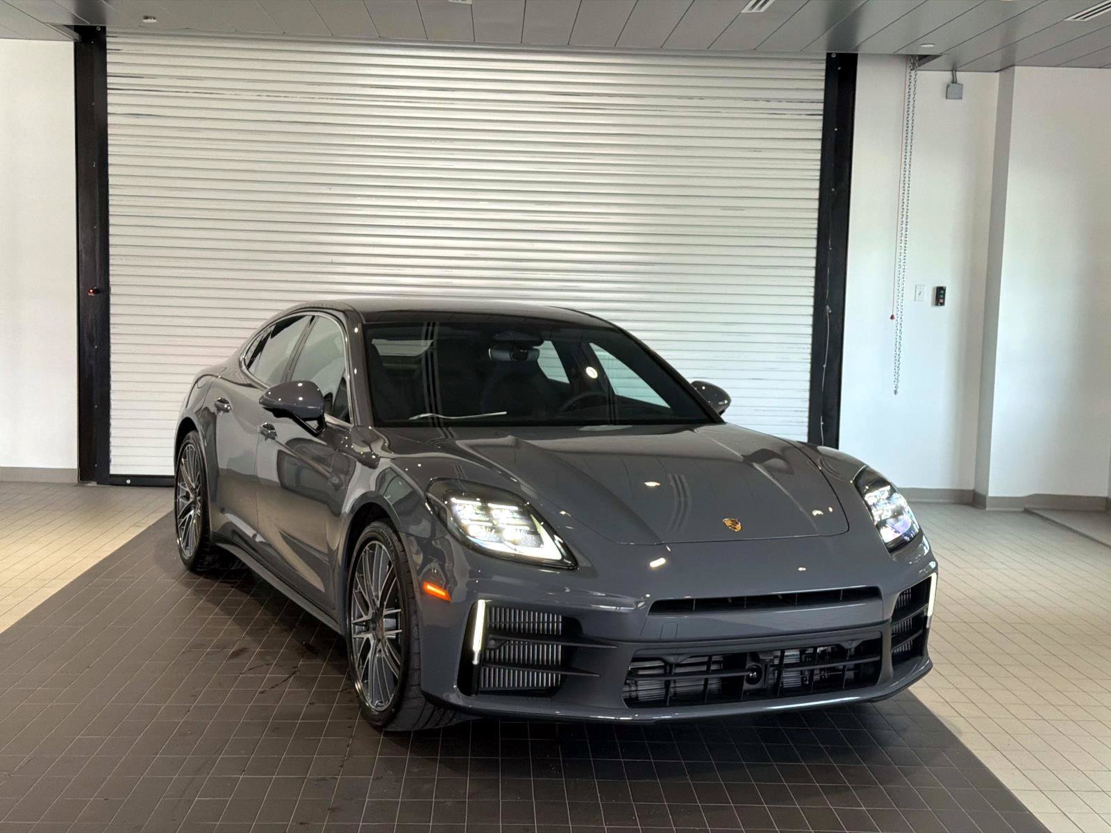 New 2026 Porsche Panamera 4 AWD/4WD image 9