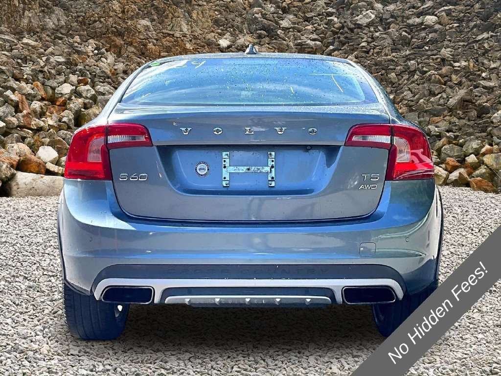Used 2016 Volvo S60 T5 Cross Country Platinum AWD/4WD image 4