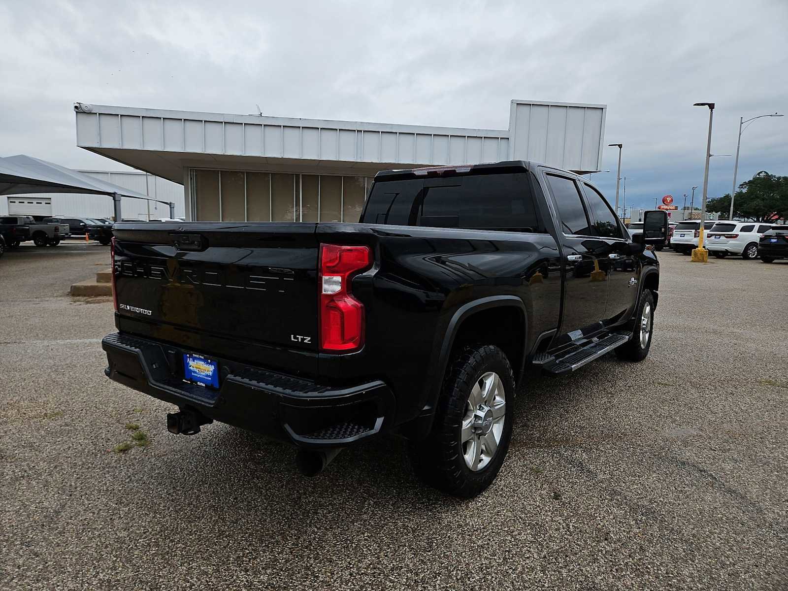 Used 2020 Chevrolet Silverado 2500 LTZ w/ LTZ Texas Edition AWD/4WD image 8