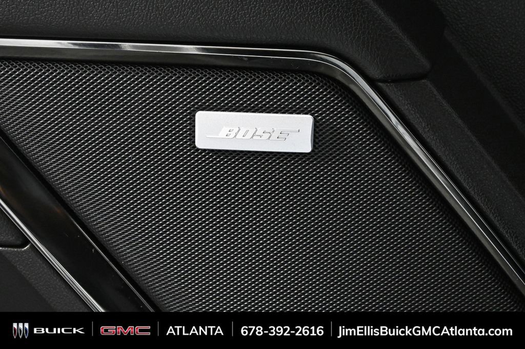 Used 2024 GMC Sierra 1500 AT4 w/ Technology Package image 8