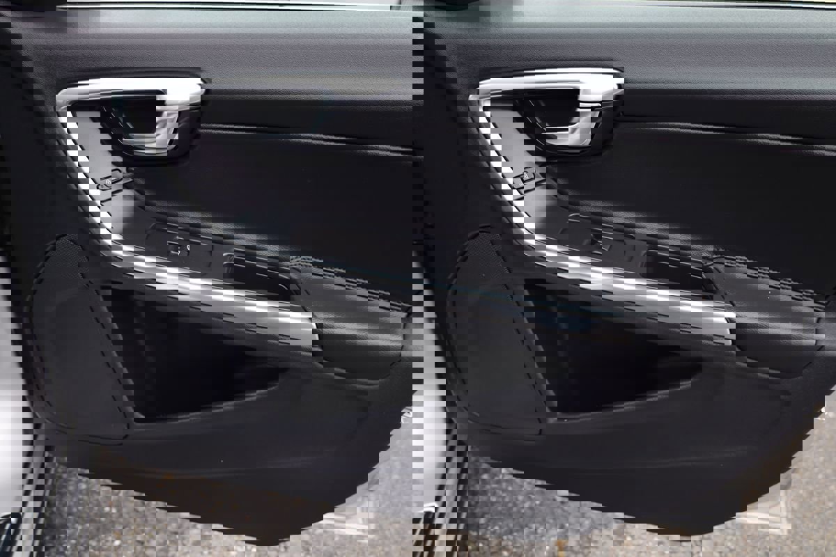 Used 2015 Volvo V60 T5 Premier FWD image 18