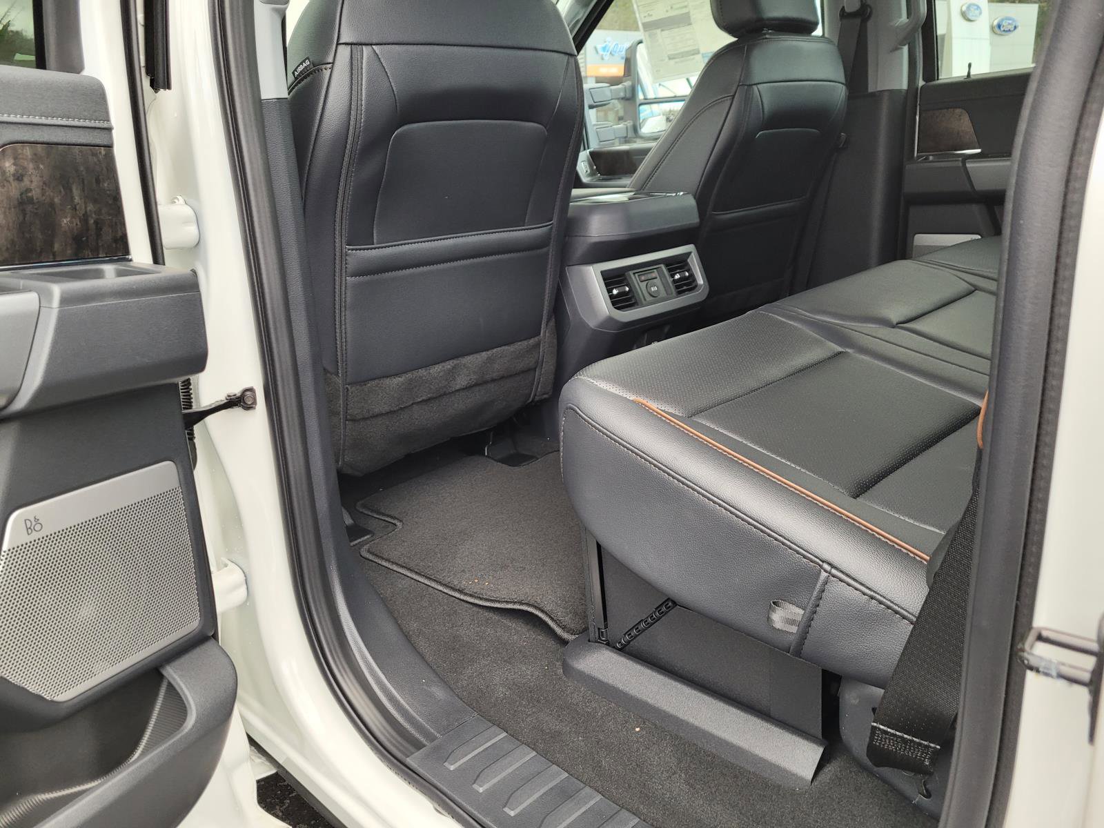 New 2026 Ford F250 Lariat w/ FX4 Off-Road Package image 11