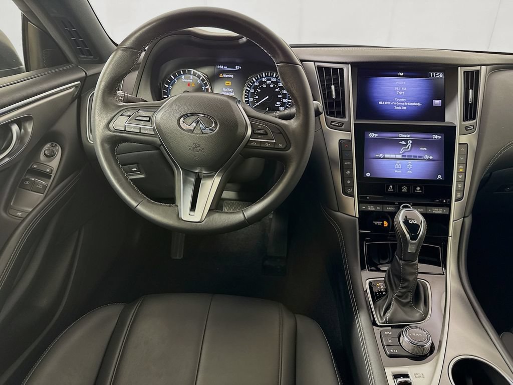 Certified 2020 INFINITI Q60 3.0t w/ Cargo Package RWD image 28