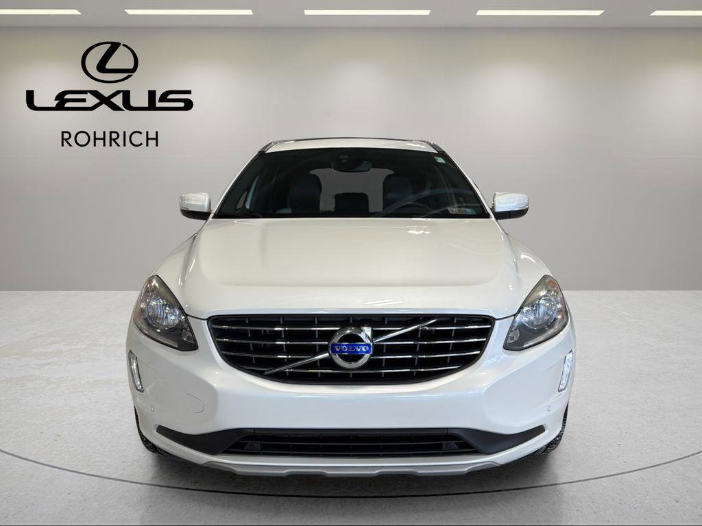 Used 2016 Volvo XC60 T6 AWD/4WD image 2