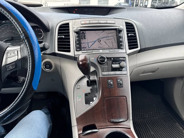 Used 2009 Toyota Venza AWD w/ Premium Pkg #2 image 18