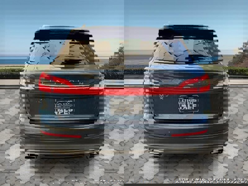 Used 2018 Lincoln MKX Reserve image 9