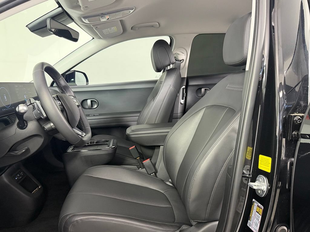 Used 2025 Hyundai Ioniq 5 SEL RWD image 19