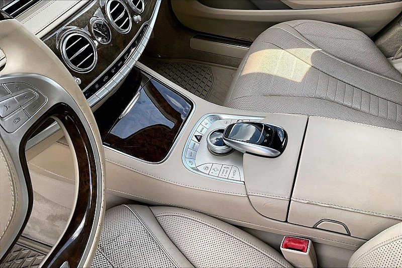 Used 2015 Mercedes-Benz S 550 4MATIC Sedan w/ Sport Package image 14