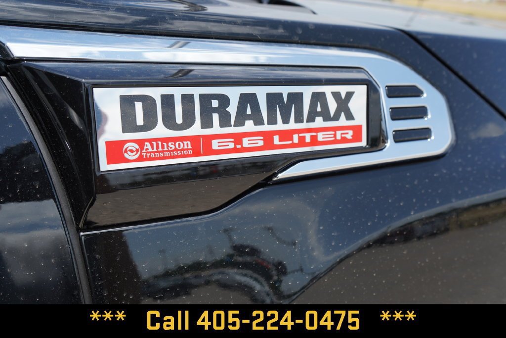 New 2026 GMC Sierra 2500 Denali w/ Denali Reserve Package AWD/4WD image 8