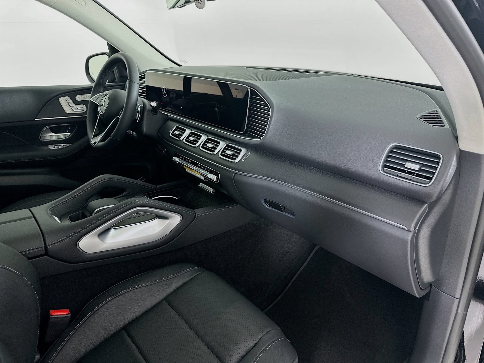 New 2026 Mercedes-Benz GLE 450 4MATIC image 32