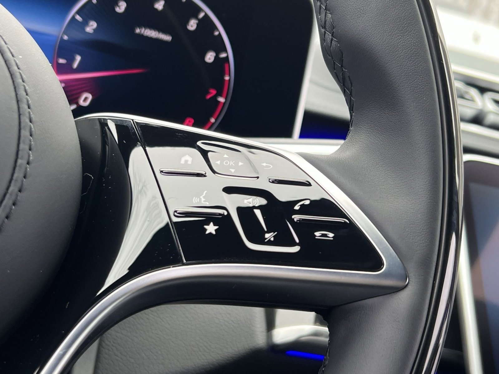 New 2026 Mercedes-Benz S 580 4MATIC Sedan image 30