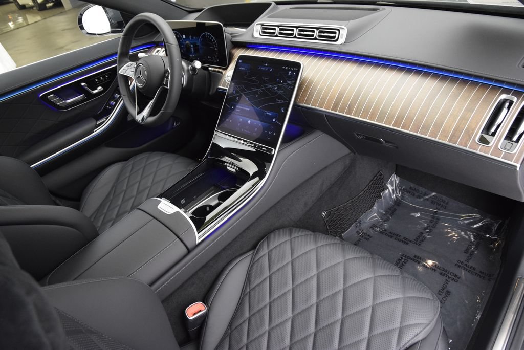 Used 2026 Mercedes-Benz S 580e 4MATIC Sedan image 14