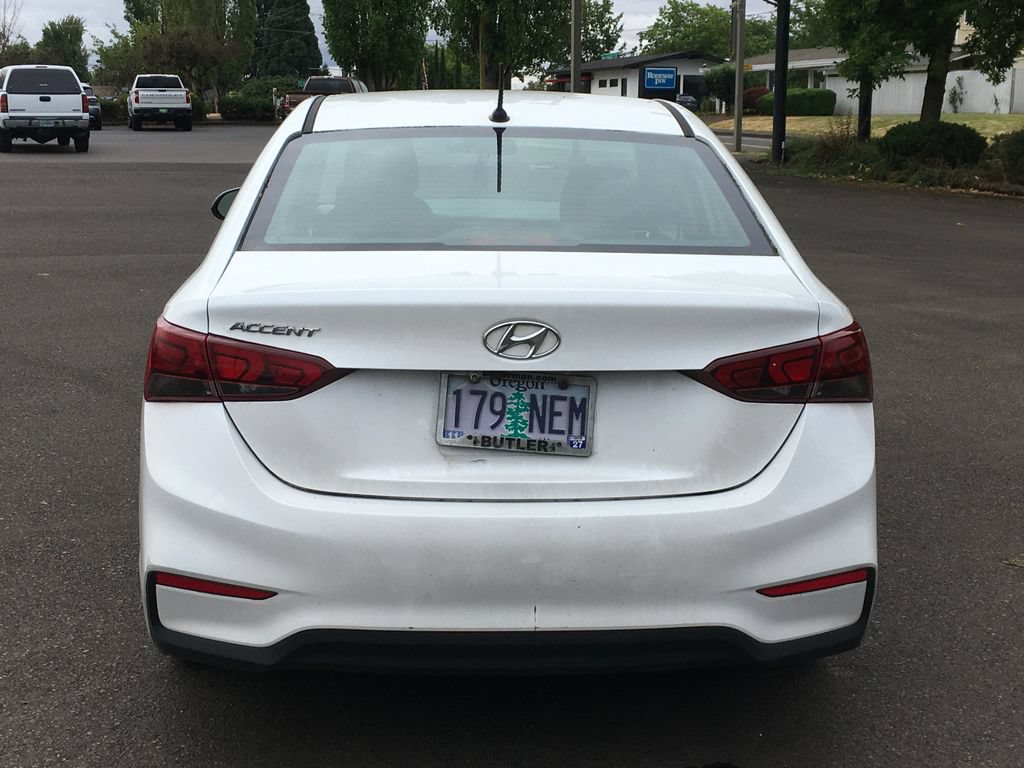 Used 2022 Hyundai Accent SE FWD image 4