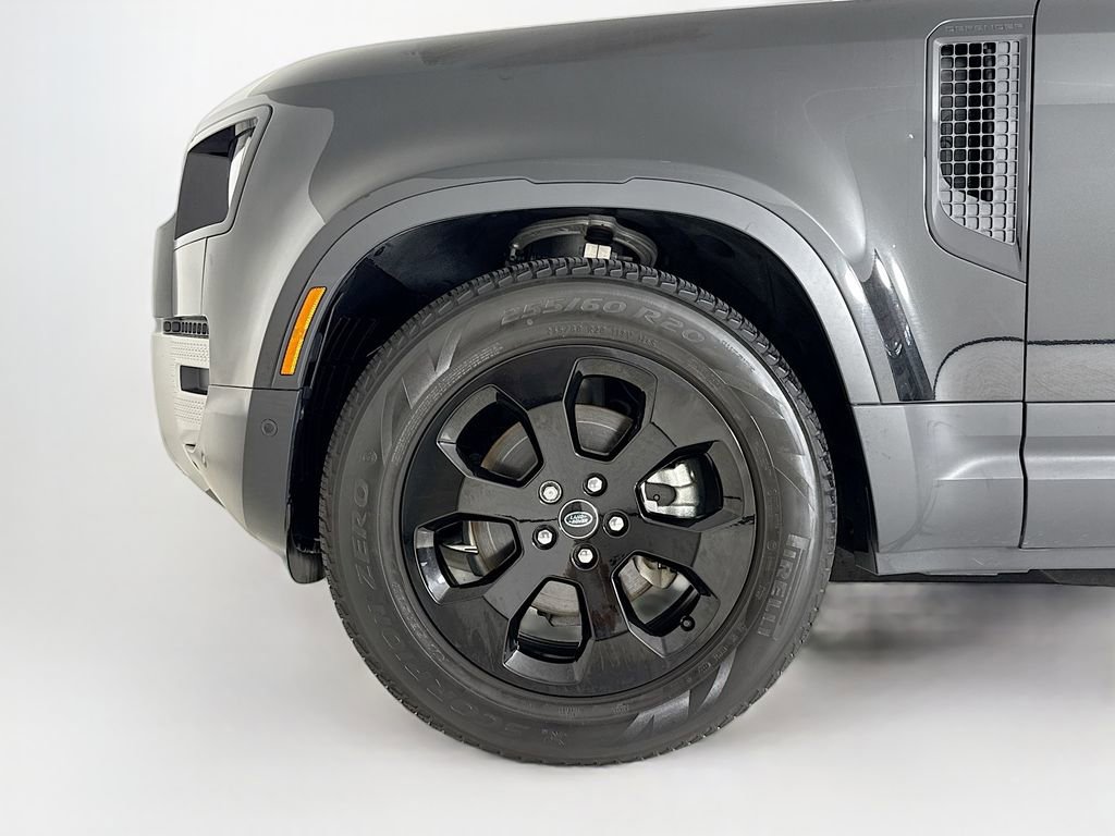 Used 2024 Land Rover Defender 110 S image 27