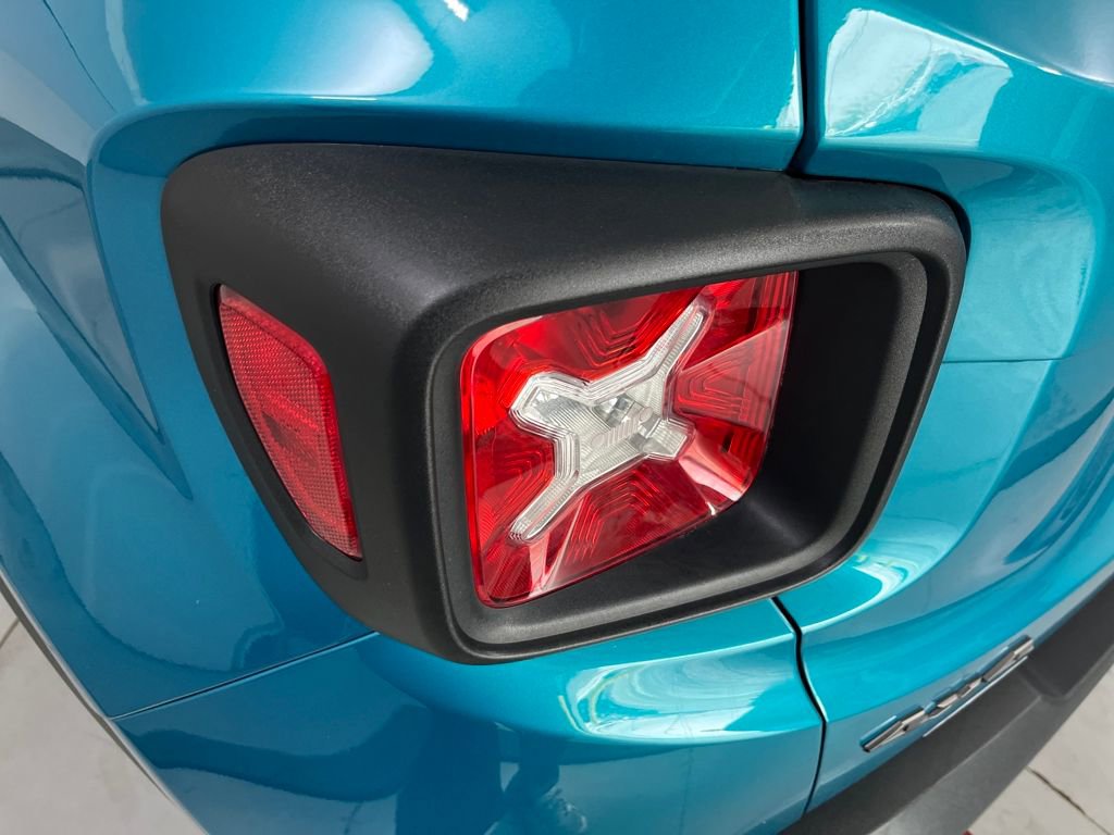 Used 2022 Jeep Renegade Trailhawk w/ Sun/Sound Group image 43