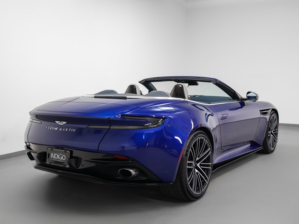 Used 2024 Aston Martin DB12 Convertible image 30