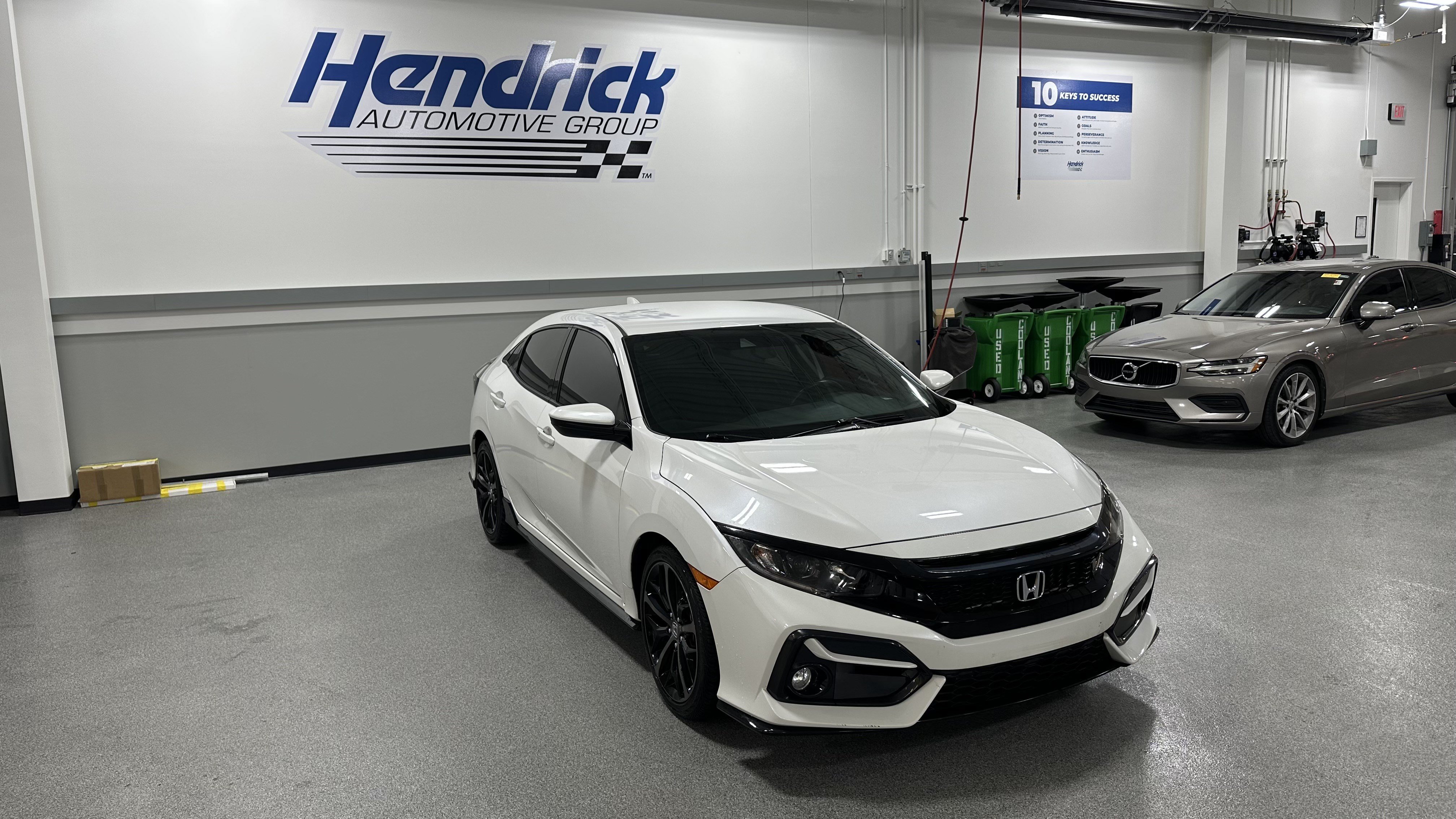 Used 2021 Honda Civic Sport image 2
