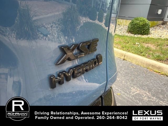 Used 2022 Toyota RAV4 XSE w/ XSE Grade Weather Package AWD/4WD image 8