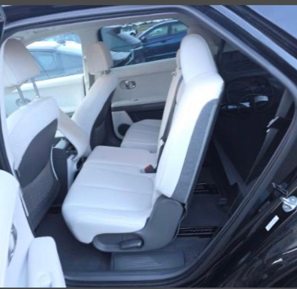 Used 2023 Hyundai Ioniq 5 SEL image 6