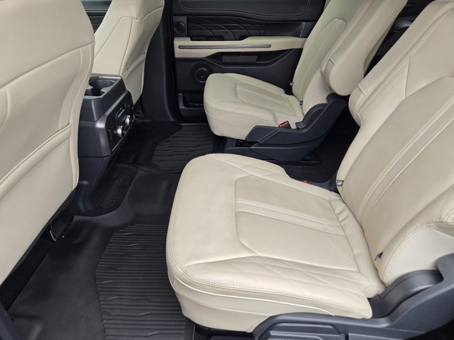 Certified 2023 Ford Expedition Max Platinum RWD image 30