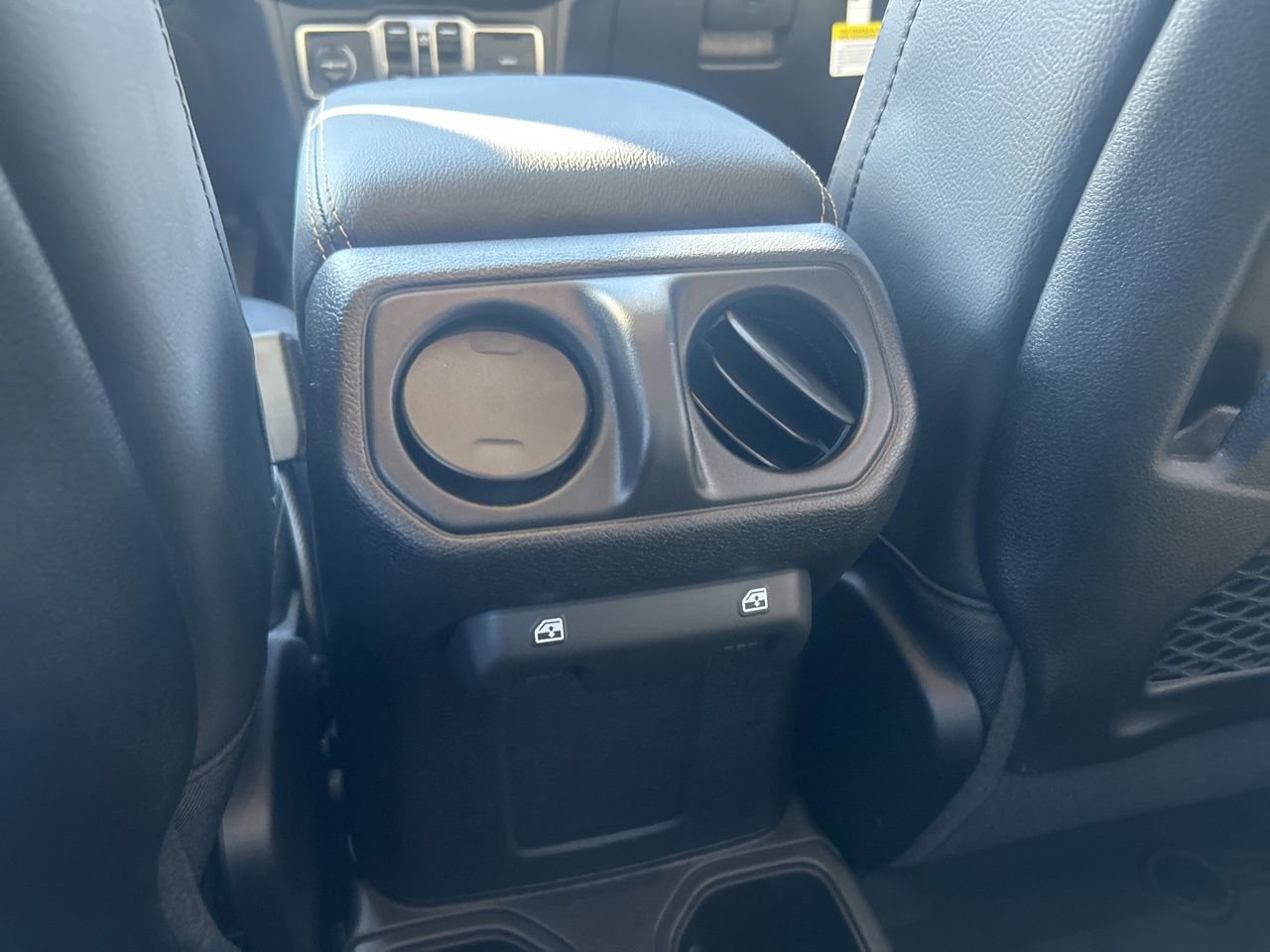 New 2026 Jeep Gladiator Sahara image 20