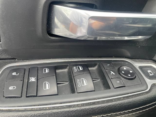 Used 2020 RAM 2500 Laramie w/ Night Edition AWD/4WD image 9