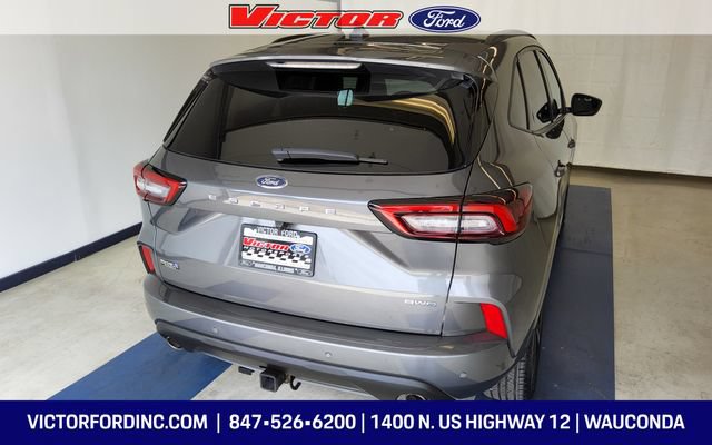 Used 2023 Ford Escape ST-Line Select w/ Tech Pack #2 AWD/4WD image 3