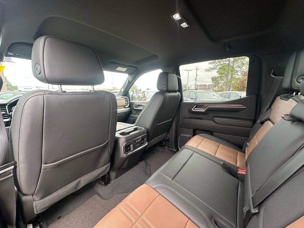 Used 2023 Chevrolet Silverado 1500 High Country w/ Z71 Off-Road Package image 25