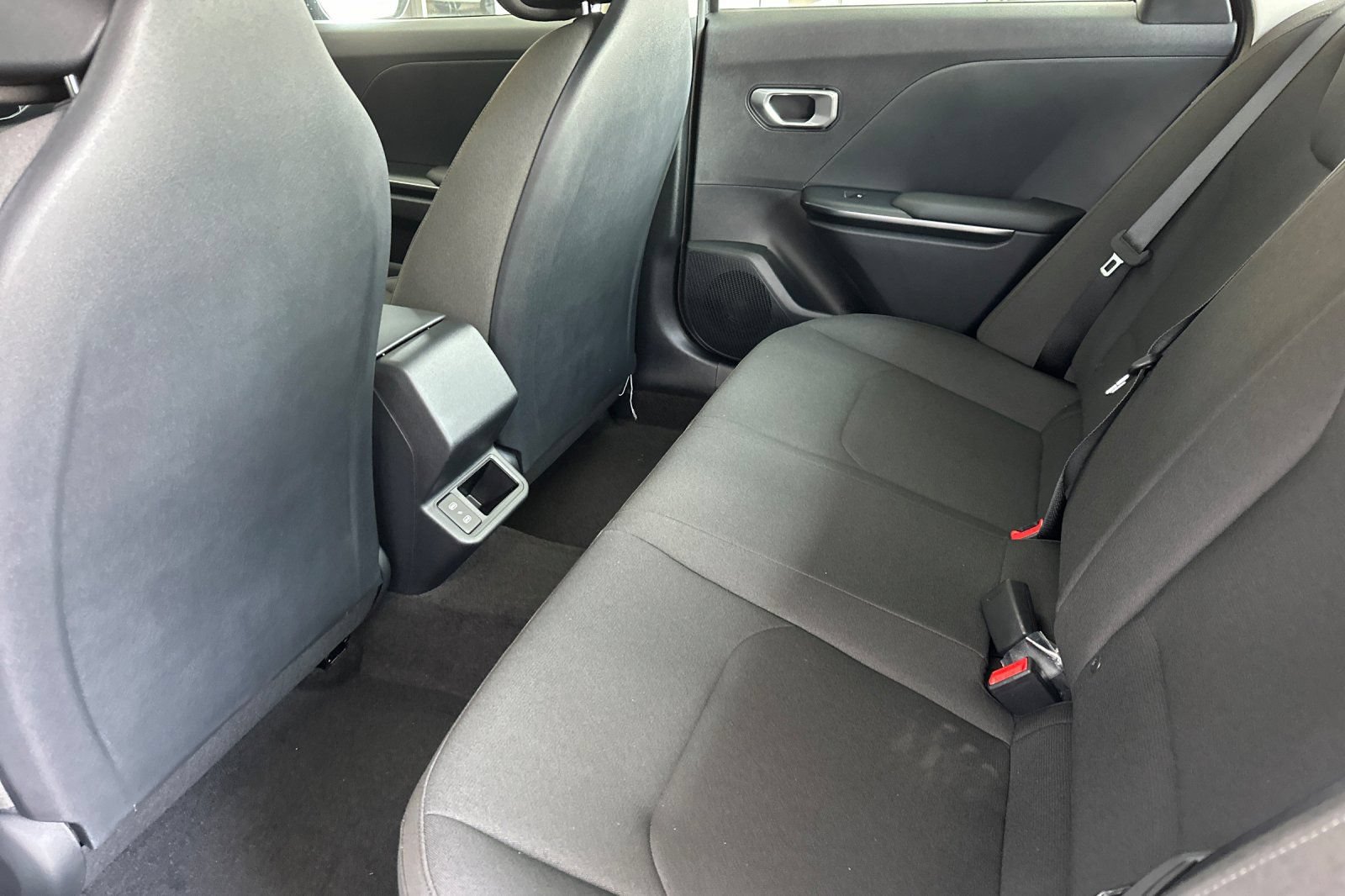 New 2026 Kia K4 FWD image 12